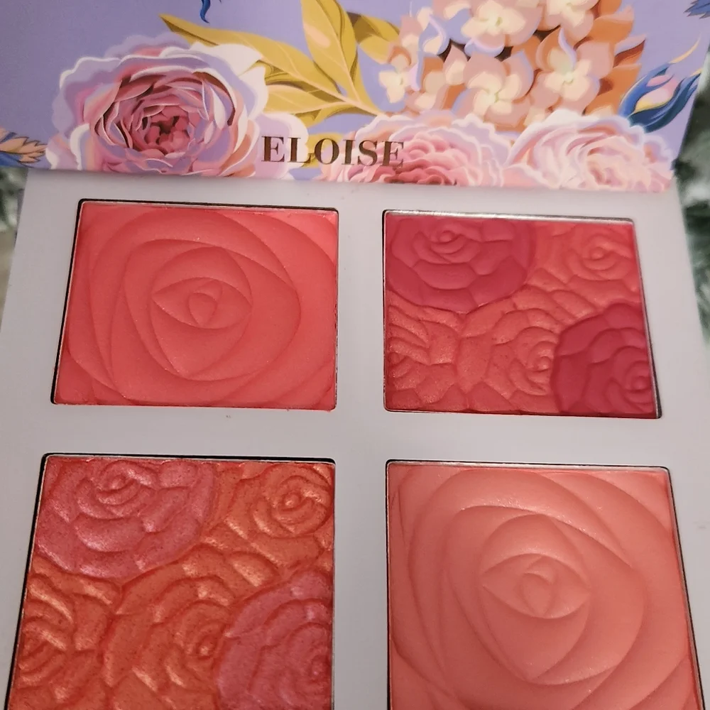 Blush pallette by Secret Garden - Picture 2 of 4